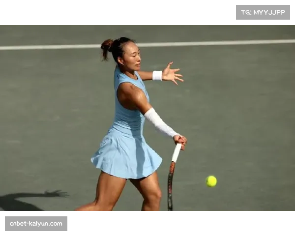 辛纳怒摔球拍遭淘汰郑钦文肘伤存疑拉杜浪费赛点惨遭逆转